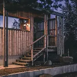 Alpstuga Pauha - Auroras And Sauna At The Seaside Cabin, Near Rovaniemi Ii