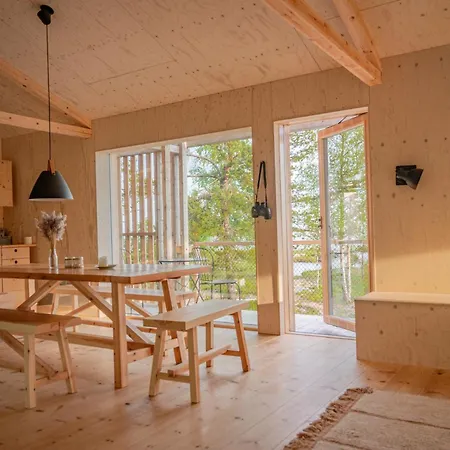 Pauha - Auroras And Sauna At The Seaside Cabin, Near Rovaniemi Alpesi faház Ii