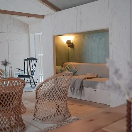 Pauha - Auroras And Sauna At The Seaside Cabin, Near Rovaniemi בקתה Ii
